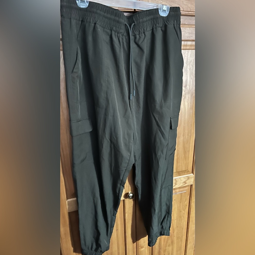 Old Navy stretch tech joggers, size large, army green
